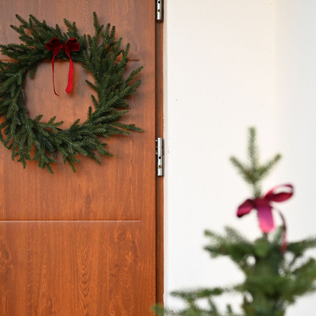 Wieniec świąteczny igły 100% PE 50 cm