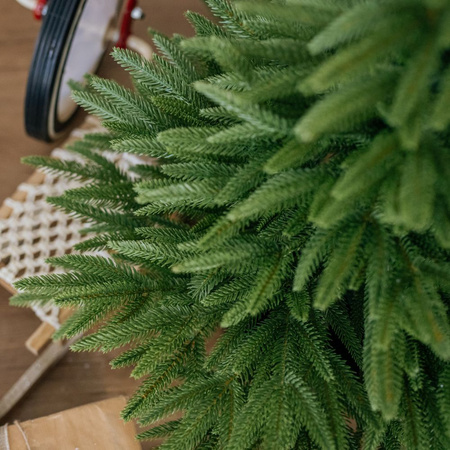 Choinka sztuczna ze stelażem Świerk Imperial 180 cm LIMITOWANA PE+PVC