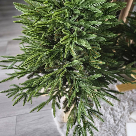 Choinka sztuczna ze stelażem Świerk Imperial 220 cm LIMITOWANA PE+PVC
