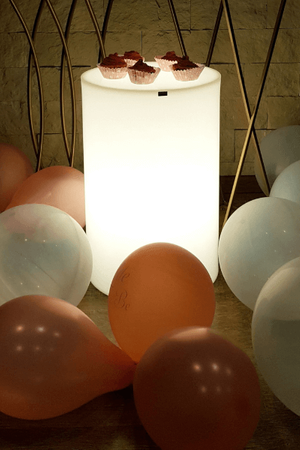 Podświetlany stolik kolumna LED okrągły stojak Tubus 50 cm