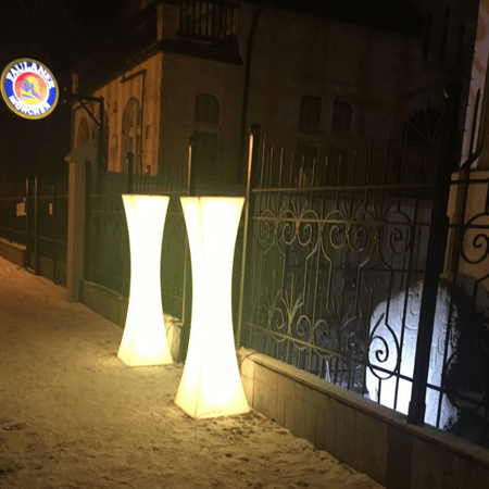 Podświetlana wysoka kolumna Pillar 170 cm
