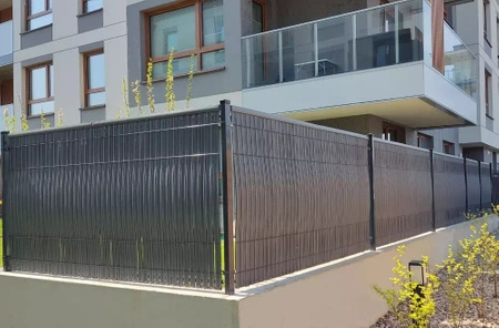Osłona ogrodzeniowa z regulowanych listw, wys.173 cm 50 szt. szary, do ogrodzeń panelowych