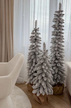 Choinka sztuczna Slim ośnieżona w doniczce 80 cm
