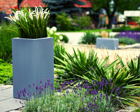 Donica wysoka prostokątna Tower Pot 70 cm z półką, corten