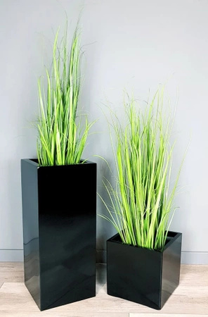 Wysoka donica w połysku Pillar wys. 70 x 34 cm, czarna